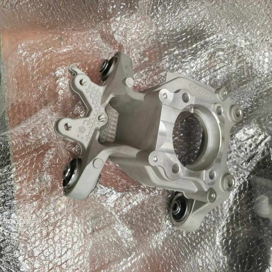 后右侧悬架转向节 用于2014-2018 自由光5090072AE左侧轴承