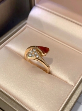 公价22700】99新宝格丽玫瑰金红玉髓扇子戒指AN858645尺码咨询