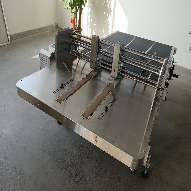 小牛喷码输送分页机纸盒纸箱贴标喷生产日期序列号喷码运输机