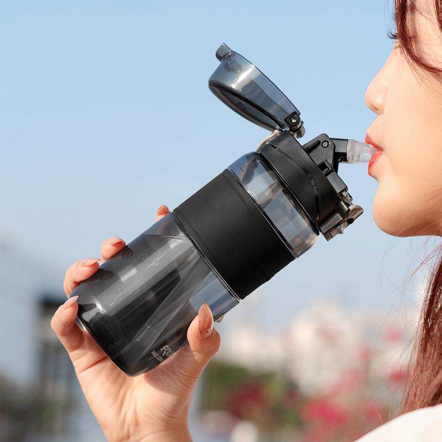 卡迪运动水杯硅胶套隔热随手杯大容量塑料杯鸭嘴吸管杯学生杯子