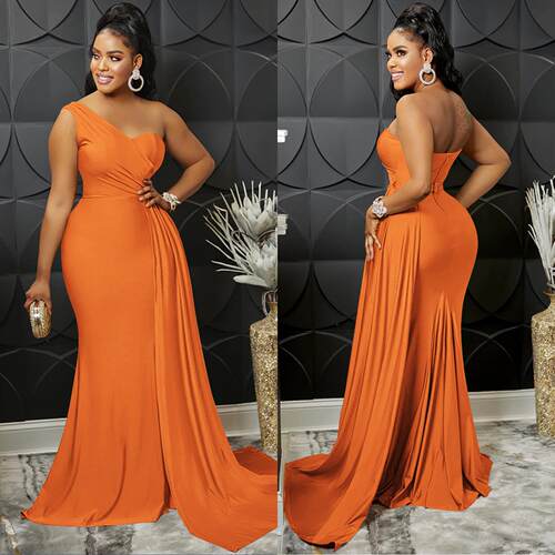 Women's tight fitting one shoulder party dress dress, long
