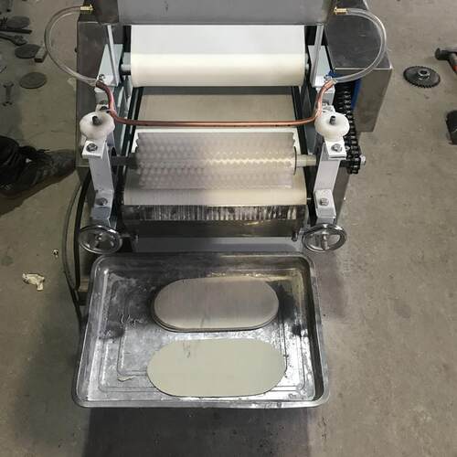 经典不锈钢商用烩面坯成型机带自动刷油烩面机仿手工烩面坯成型机