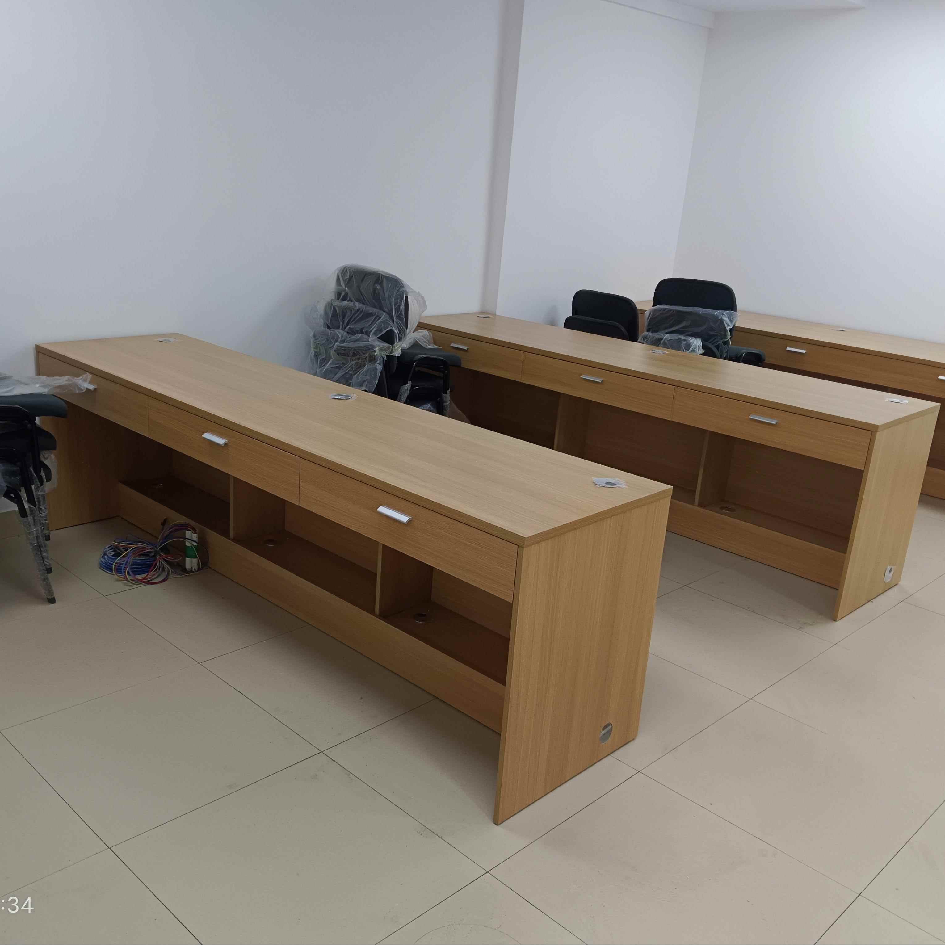 德佑办公电脑介桌地产中工位F768T76T桌椅组房合双人可三人电脑桌