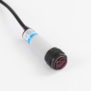 新3新森正森正红线漫反射式光电开E3F-DS0C4红关外人体感应开关传