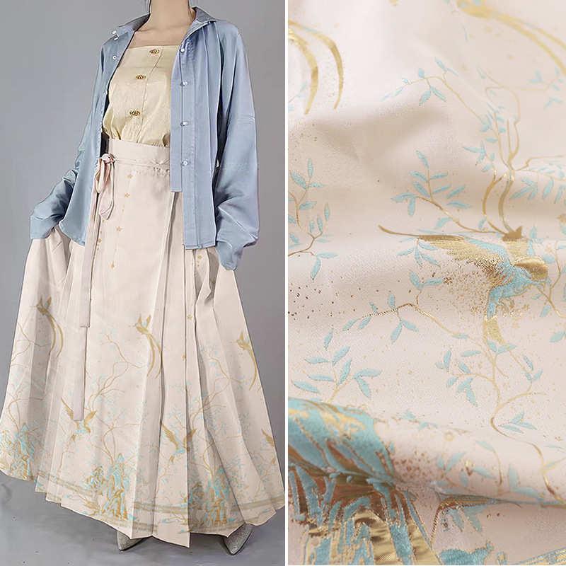 《鸟语芳华》新中式面料国风马面裙织金妆花提花缎源头厂家批发