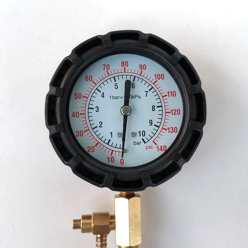 TU-114多用途燃油压力表耐震精密压力表耐震电接点压力表