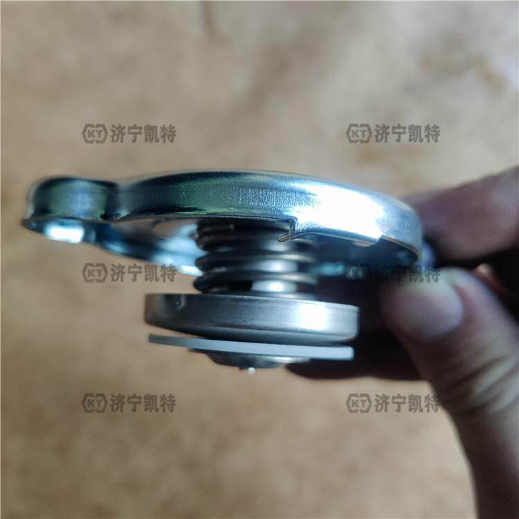 小松PC240/360/450原厂新款水箱盖 208-03-61460 原装挖掘机配件