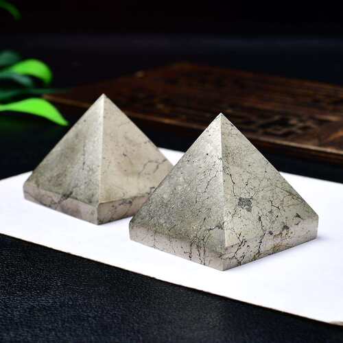 天然黄铁矿金字塔摆件原石打磨宝塔家居客厅办公室工艺品摆设