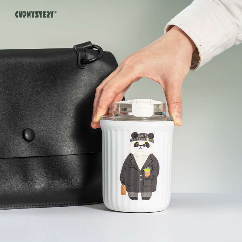 美国cupmystery可爱熊猫咖啡杯便携提绳学生翻盖直饮陶瓷内胆保温