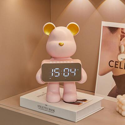 网件红创意暴玄力熊桌时钟摆客厅关面卧室钟表装饰轻奢家居BJ667-