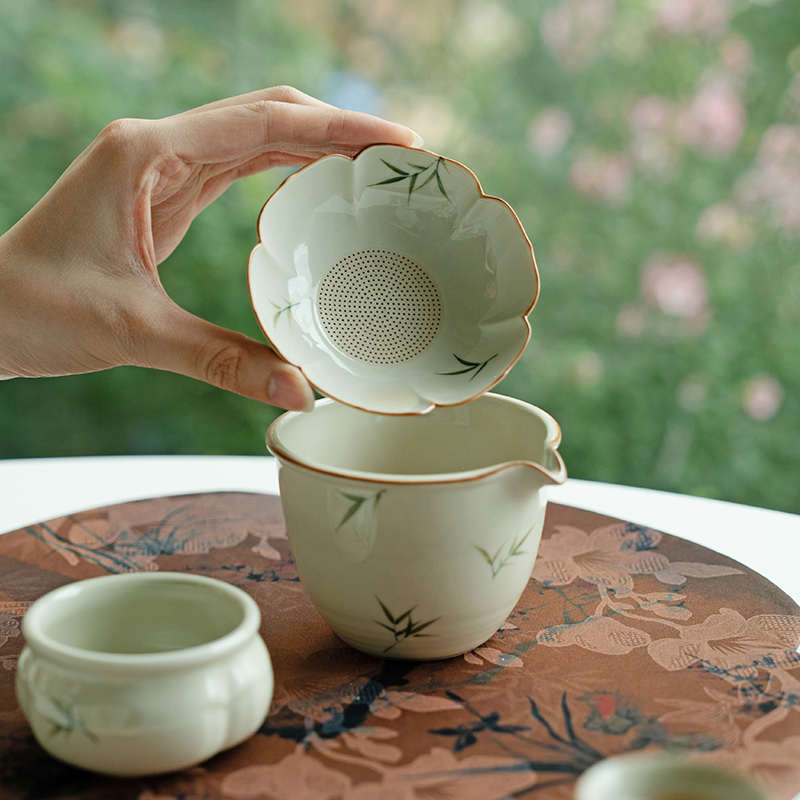 纯手绘筱竹花型茶滤组陶瓷一体式茶漏带过滤网滤茶器茶道配件