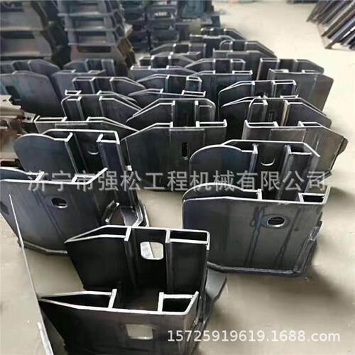 现货销售pc200-6-7-8引导轮前叉挖掘机发动机罩驾驶室座椅燃油泵