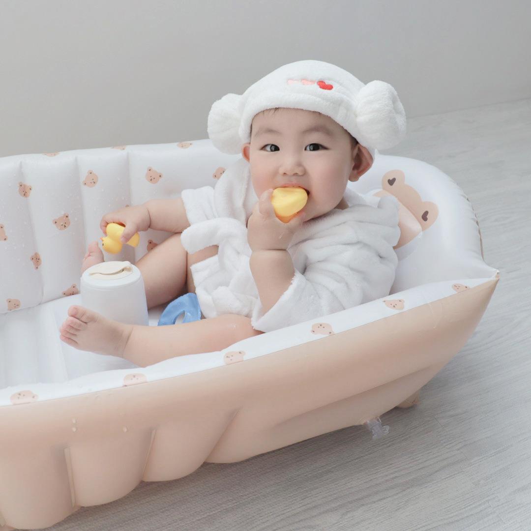 版宝宝折浴桶儿童充气可便携出行852韩洗澡盆叠新生儿防滑沐浴桶P