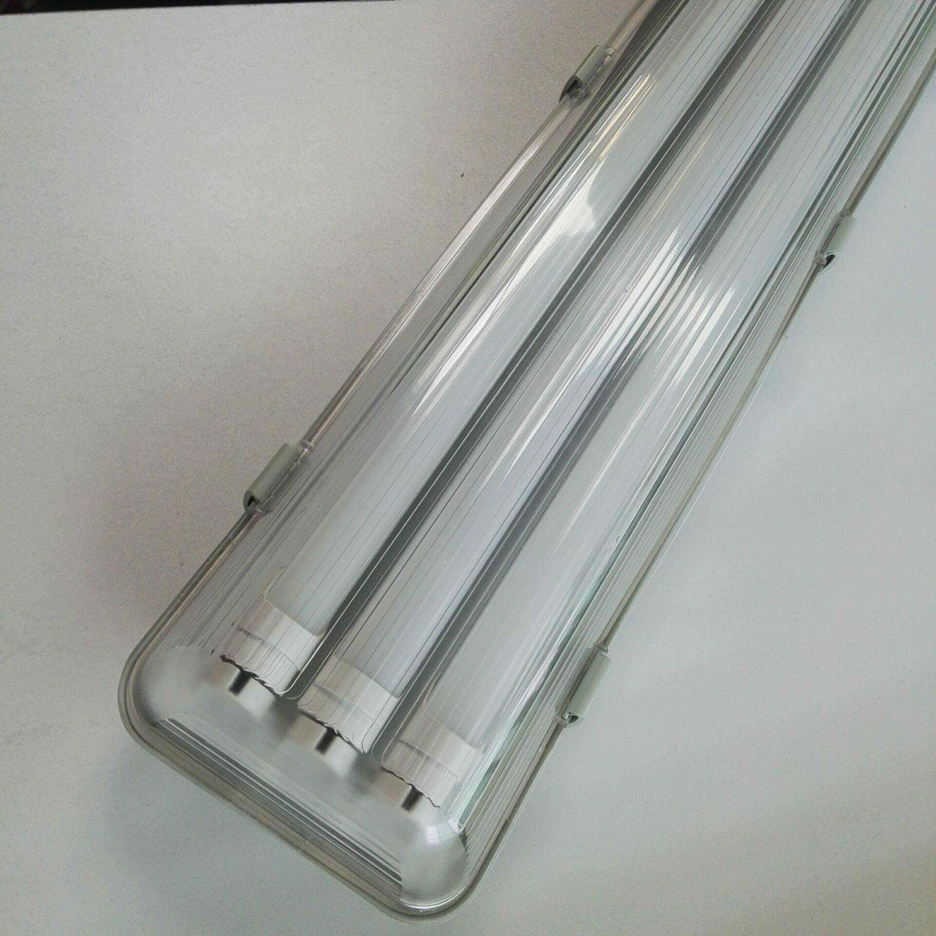 T8三管三防灯PC LED18W三排日光三防灯 3X18WLED三防灯