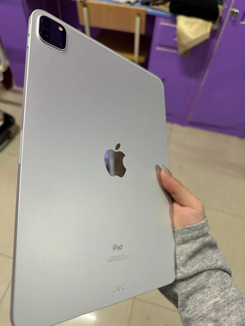 带笔出一台女生自用的 iPad2021款9代256G大内存！