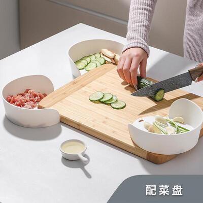 Kitchen wall-mounted classified ingredient preparation tray,