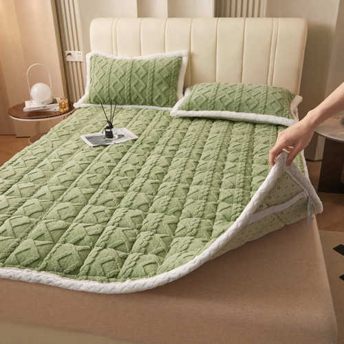 新款剪花塔芙绒床护垫床垫保护垫