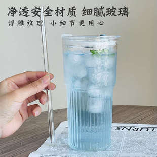 简约玻璃杯600ml大容量吸管杯家用耐高温牛奶杯可微波带盖果汁杯