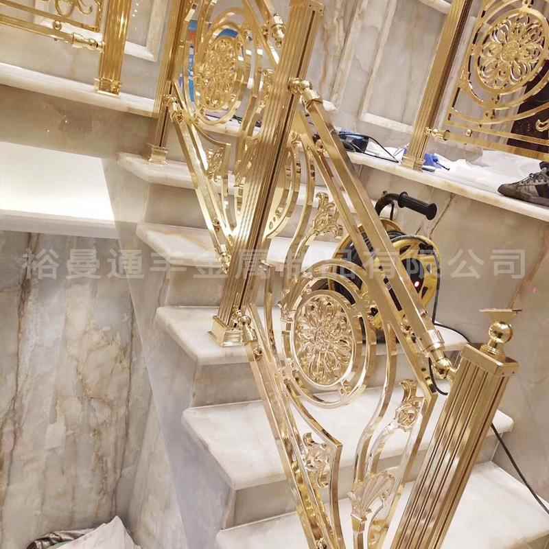 扶浮雕铜艺楼梯手室雕花铝艺护栏酒店会所栏别内墅FRM护手弧形杆