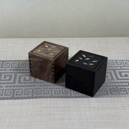 蓝色粗呢
