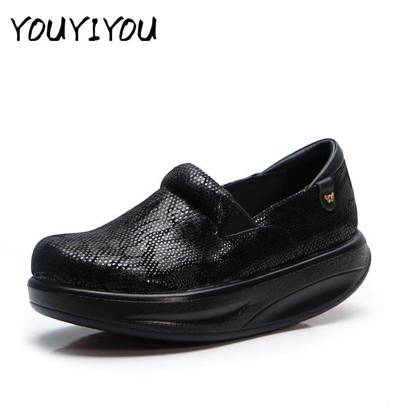 正品Youyiyu摇摆鞋真皮软妈妈底鞋厚底o便鞋宽胖底脚女鞋