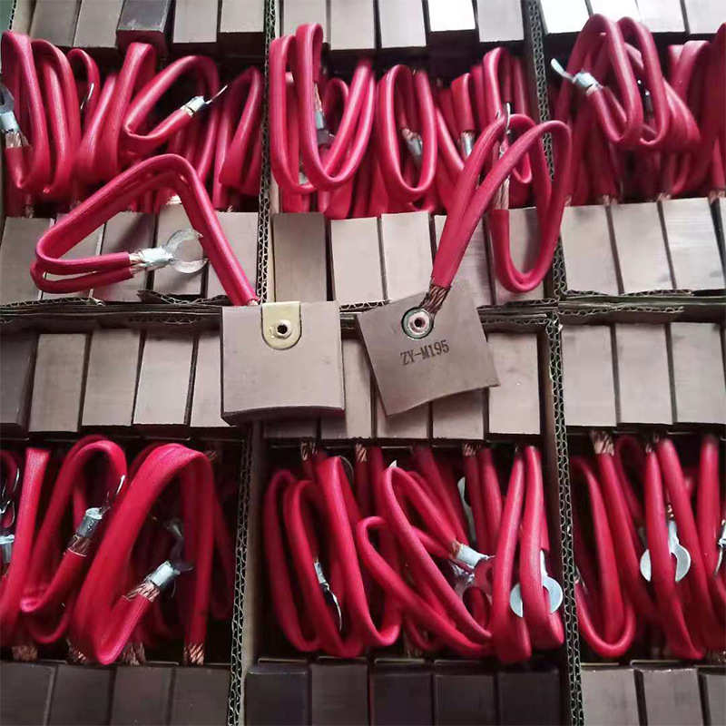 25x32铜钢铁厂刷电机电机碳供应水泥电刷用25×碳刷厂家32j164