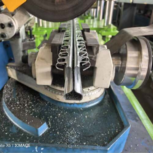 桃型柱压瓦机/围栏桃形立柱成型机组/专业设计生产冷弯非标设备