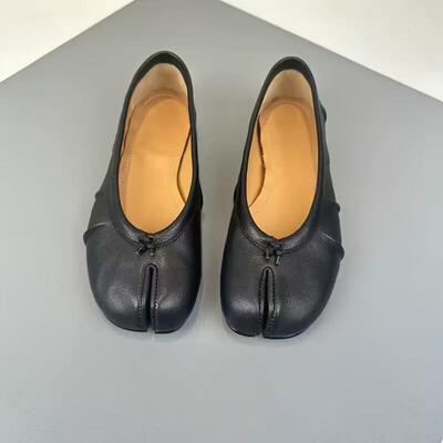 Spot Womens Dance Shoes Tabi Splittoe Shoes Womens 2025 New