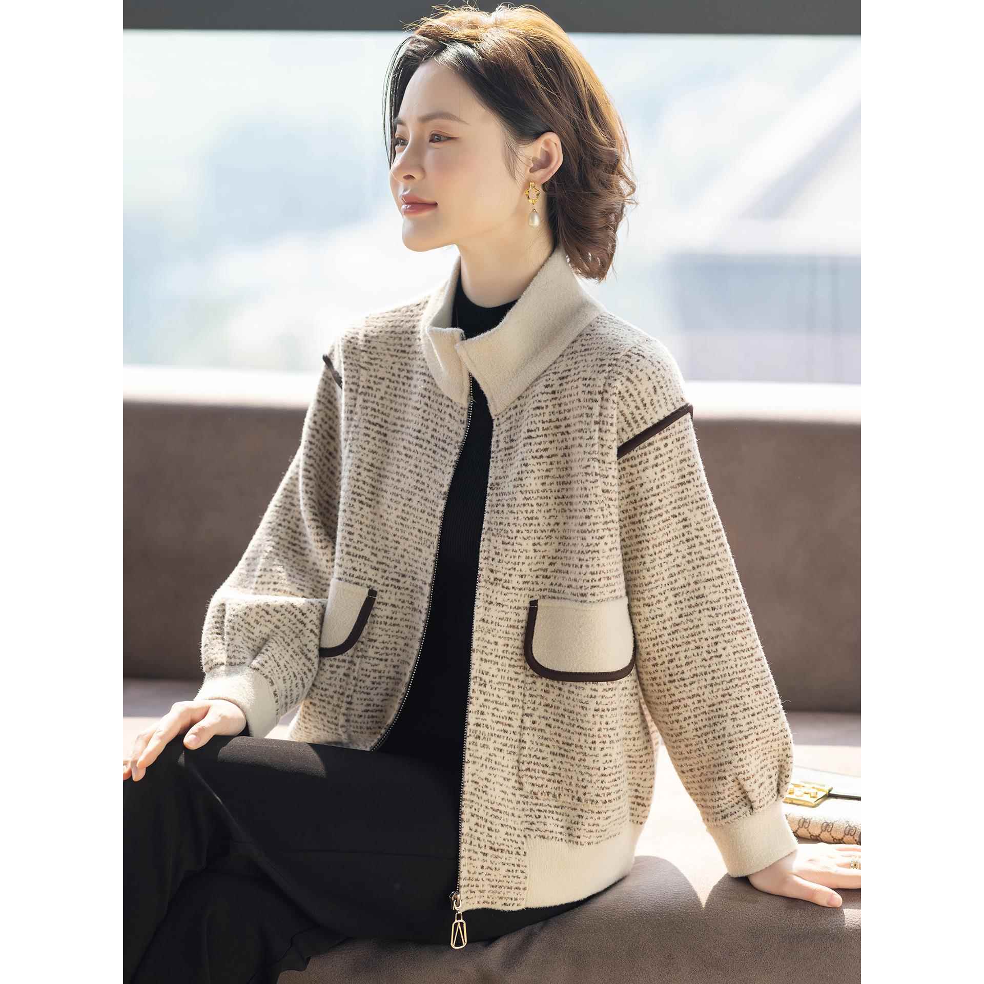 妈妈款洋气休闲外套秋装2025新款时尚中老年妇女春秋上衣服夹克衫