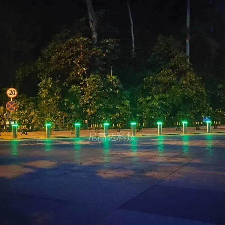 福建南平广场公园自动伸缩式路桩地埋遥控电动不锈钢升降柱厂家