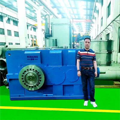 BHH18齿轮减速机齿轮箱与弗兰德同型广泛用于输送设备搅拌机械