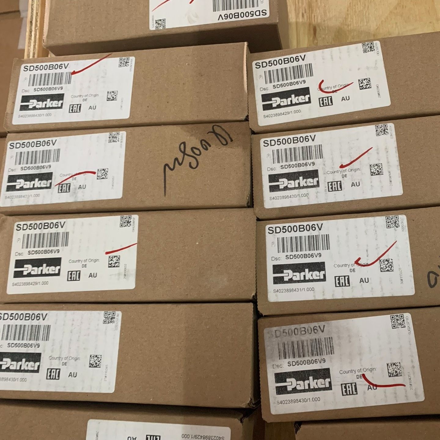 SD500B06V派克液位增压器原装派克Parker现货50