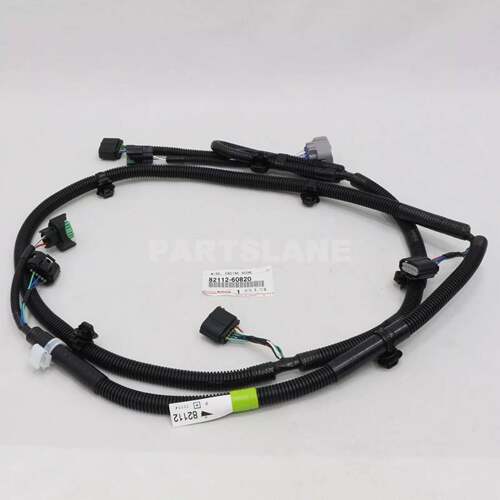 使用丰田2021-2026TOYOTASIENNA塞纳后保雷达线束82112-60820