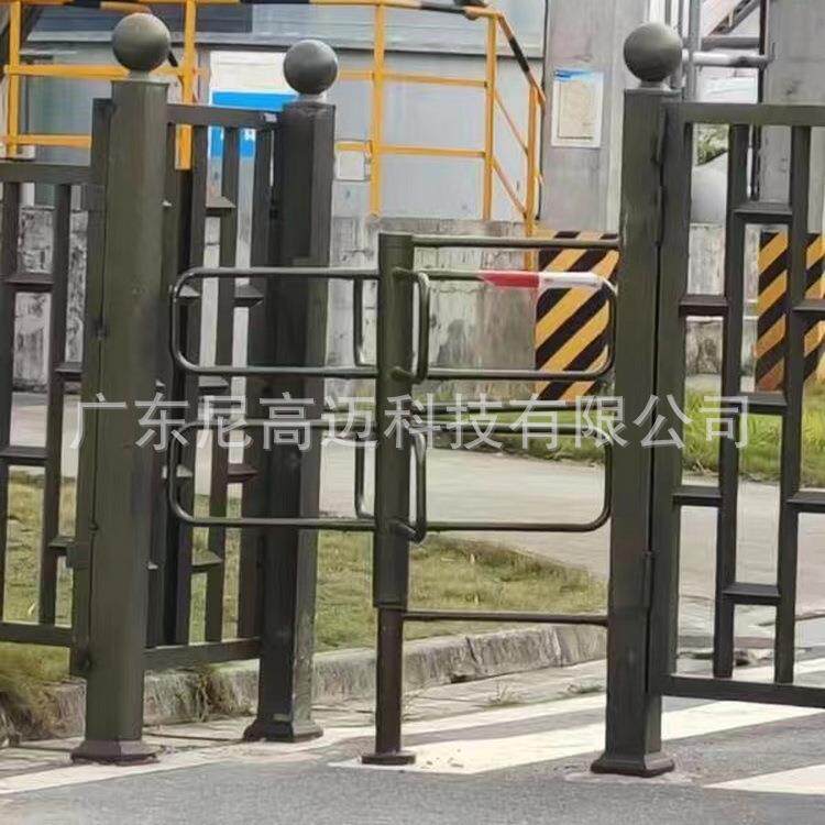 工厂半高十字双层栏杆转闸门手动栅栏烤漆款不锈钢单项旋转辊闸机