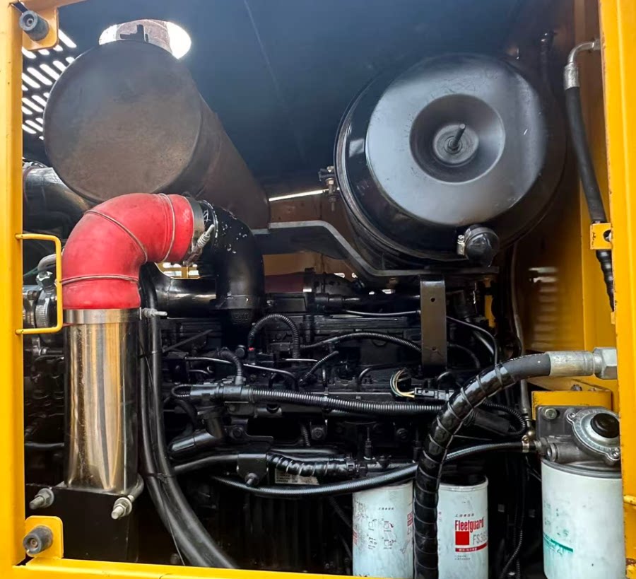 4月28日保定19年工程机械山推SG21-3平地机一台网络拍卖公告