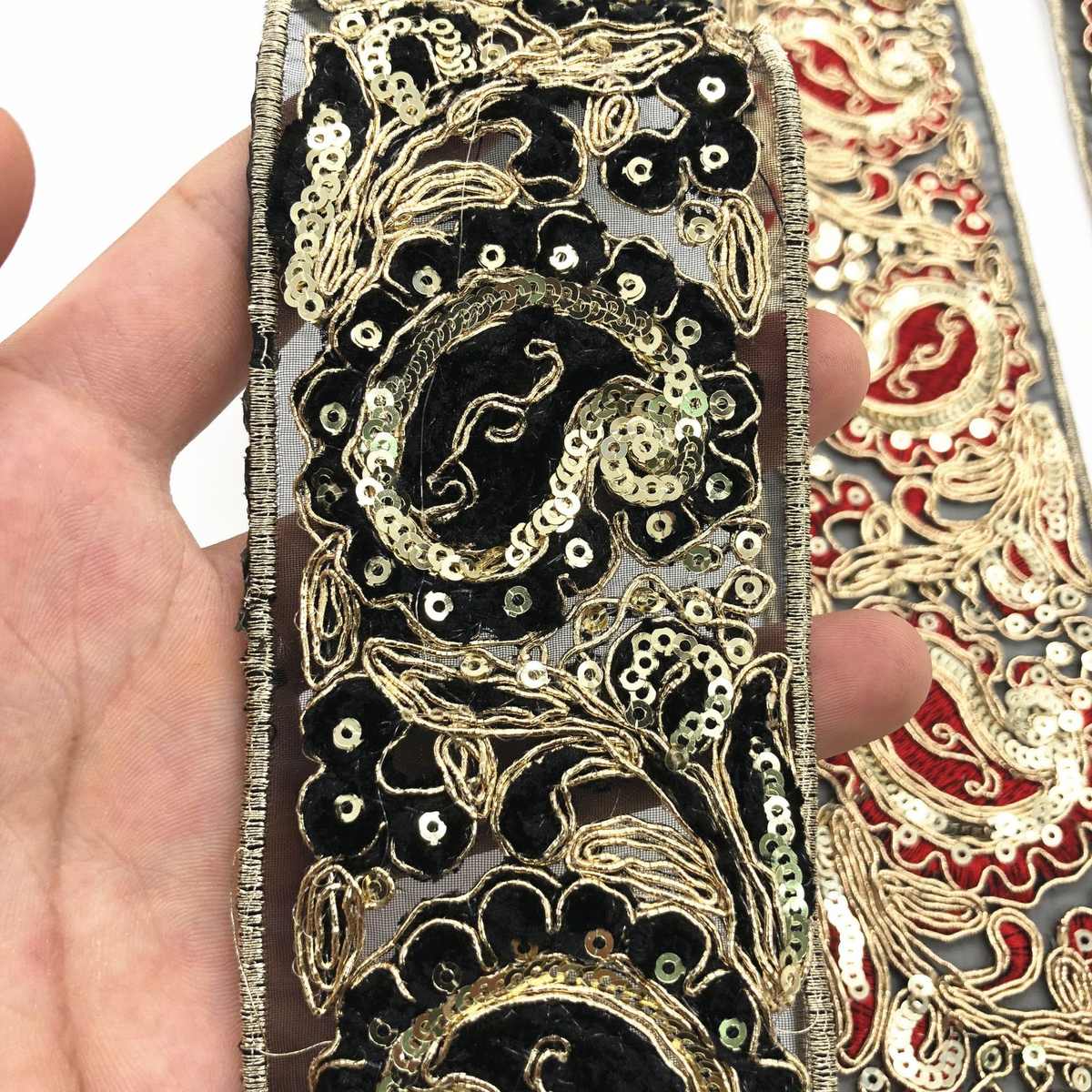 厂家现货股线花边 腰果刺绣鞋材箱包花边 服装辅料亮片绣花带