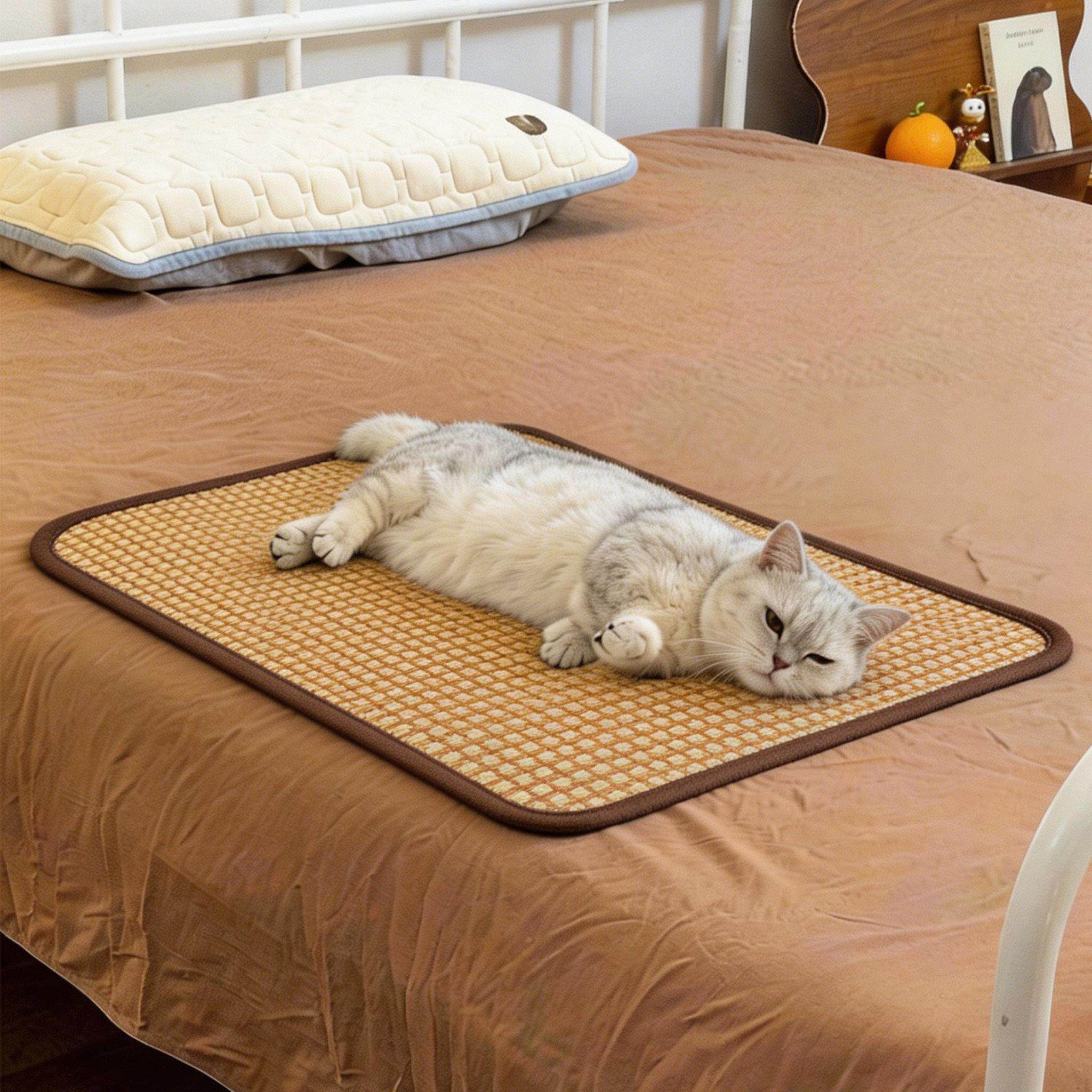 宠物冰垫藤编猫咪凉席狗狗睡窝夏季降温神器透气狗垫子睡觉专用