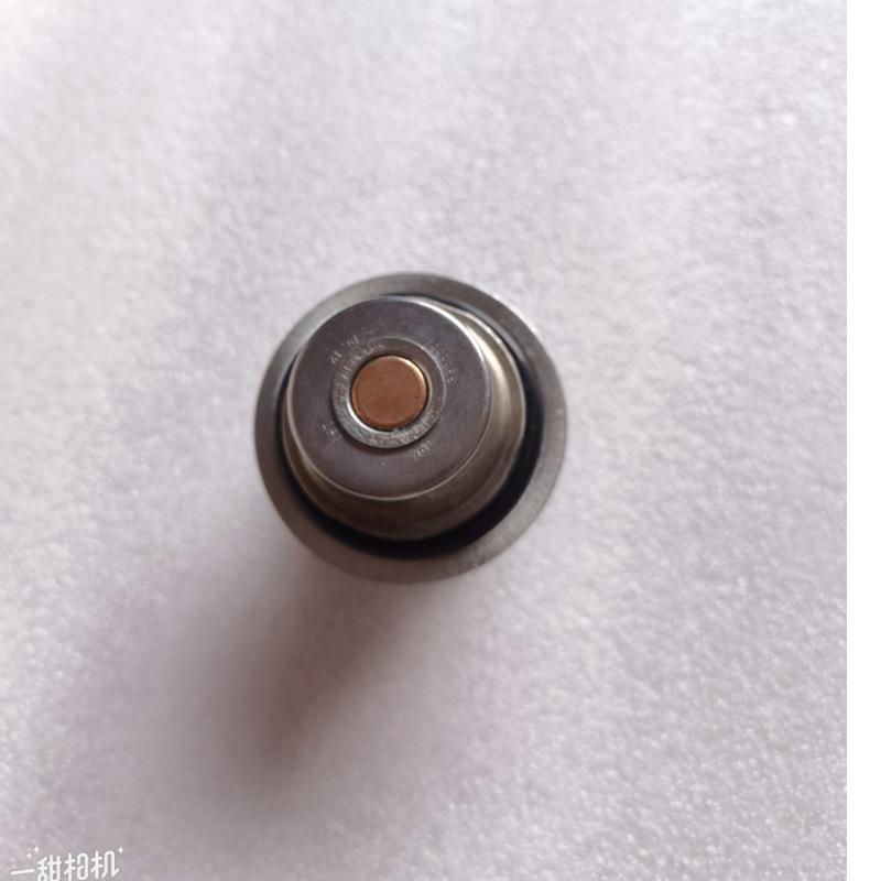 东风康明斯375 420发动机原装配件节温器调温器 G5448899