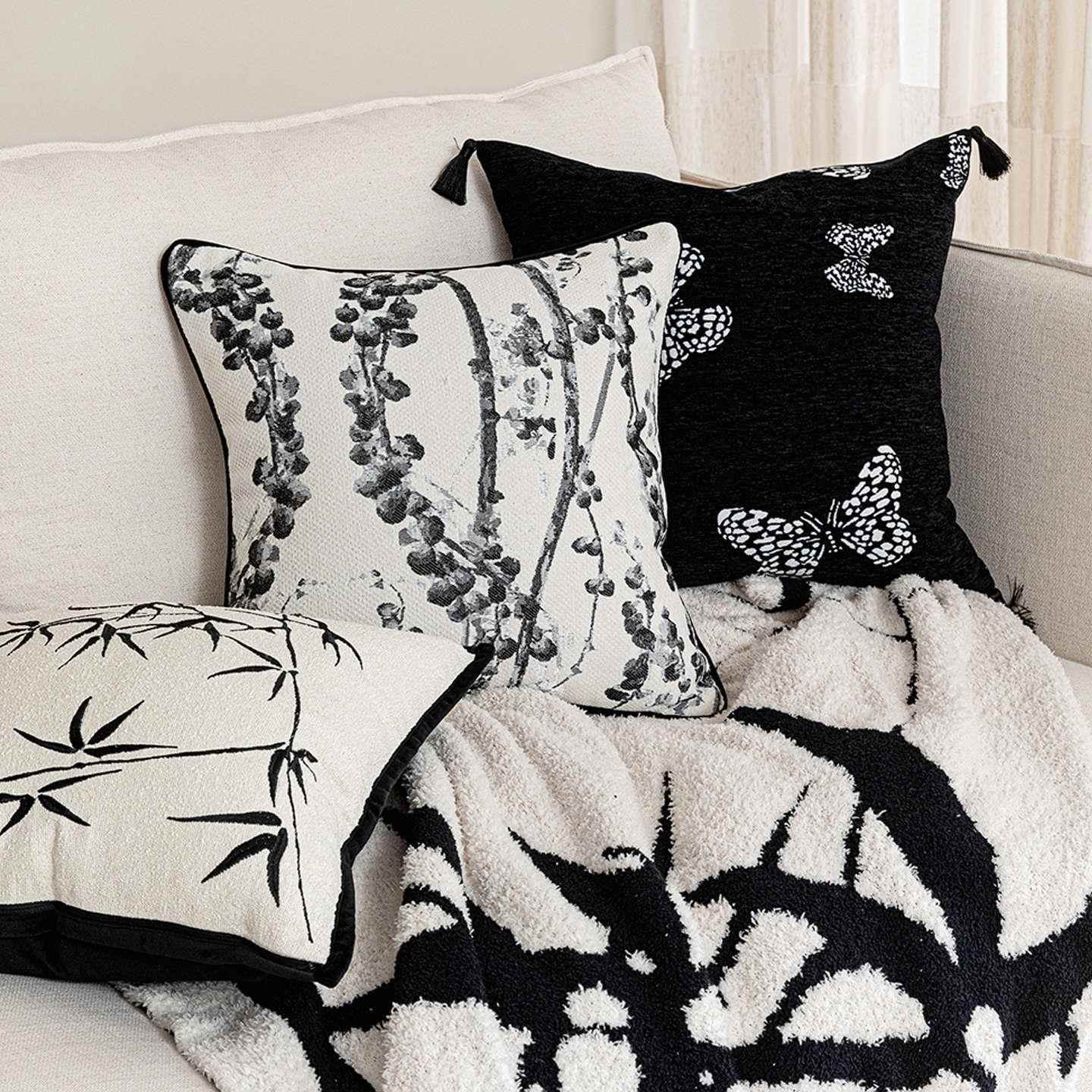 东方美学法式中国风黑白色客厅沙发抱枕卧室床上靠枕靠垫竹影蝶梦