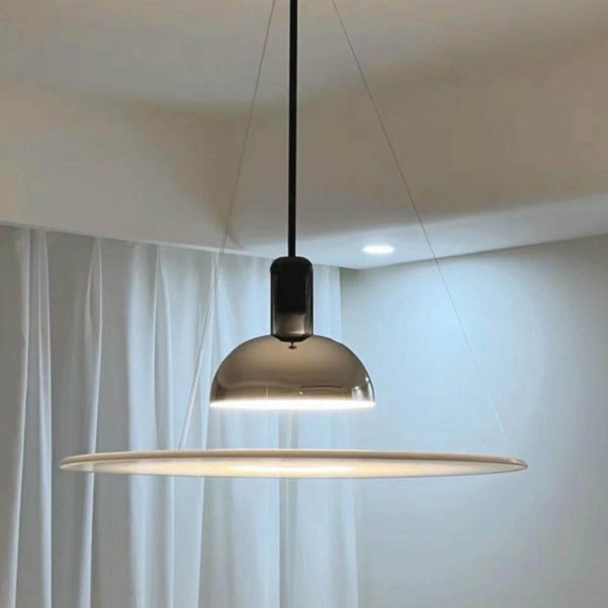 新款直销意大利设计师飞碟餐厅吊灯吧台卧室客厅极简北欧现代LED