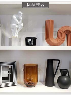 样板房家居斯堪的纳维亚软装饰书房书柜挂镜框蜡烛杯组合Zh2382