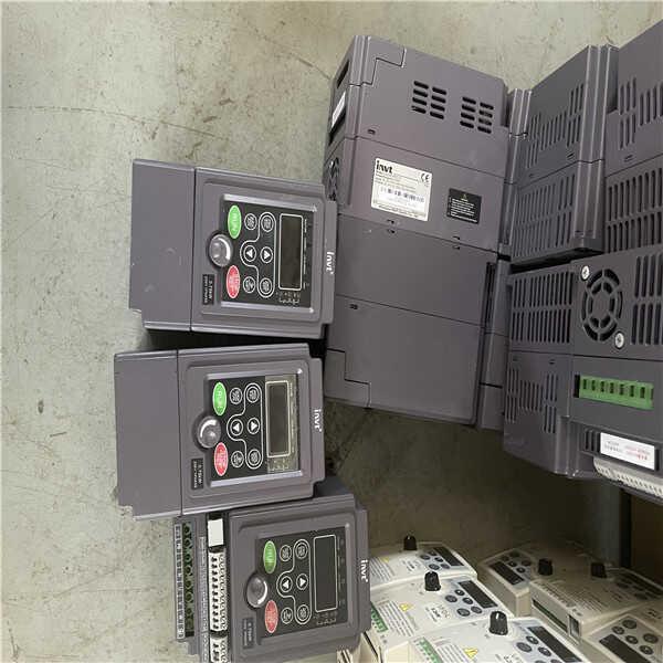 英威腾变频器面板CHE100-0R7G-S2通用变频器0.75KW220V保证质量
