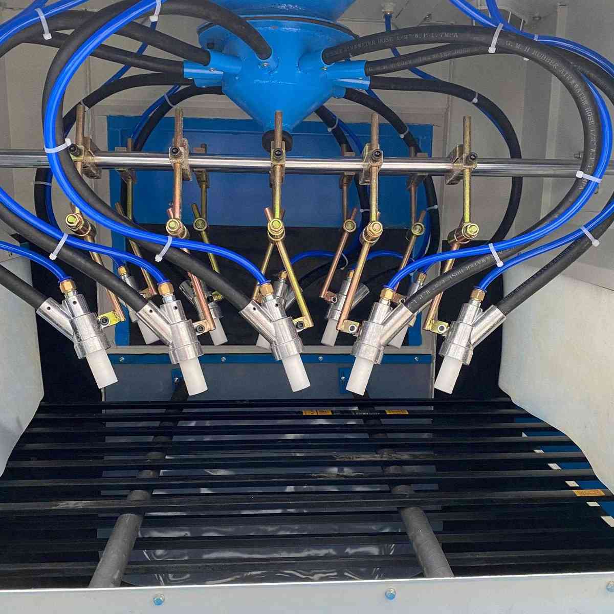 输送式自动喷砂机铝型材不锈钢板表面除锈清理打砂机通过式喷沙机