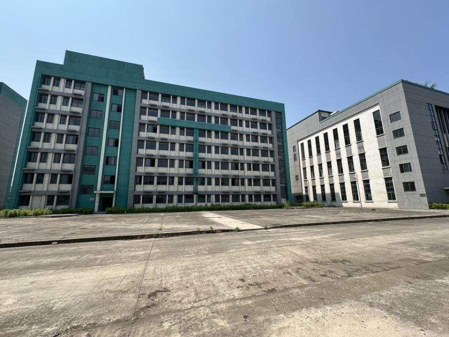 2月10日宣城科技公司名下土地使用权及房屋建筑物（含装修）、构筑物、附属设施网络拍卖公告