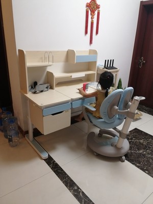 真相曝料爱果乐儿童学习桌怎么样?用后两周彻底后悔了是吗?