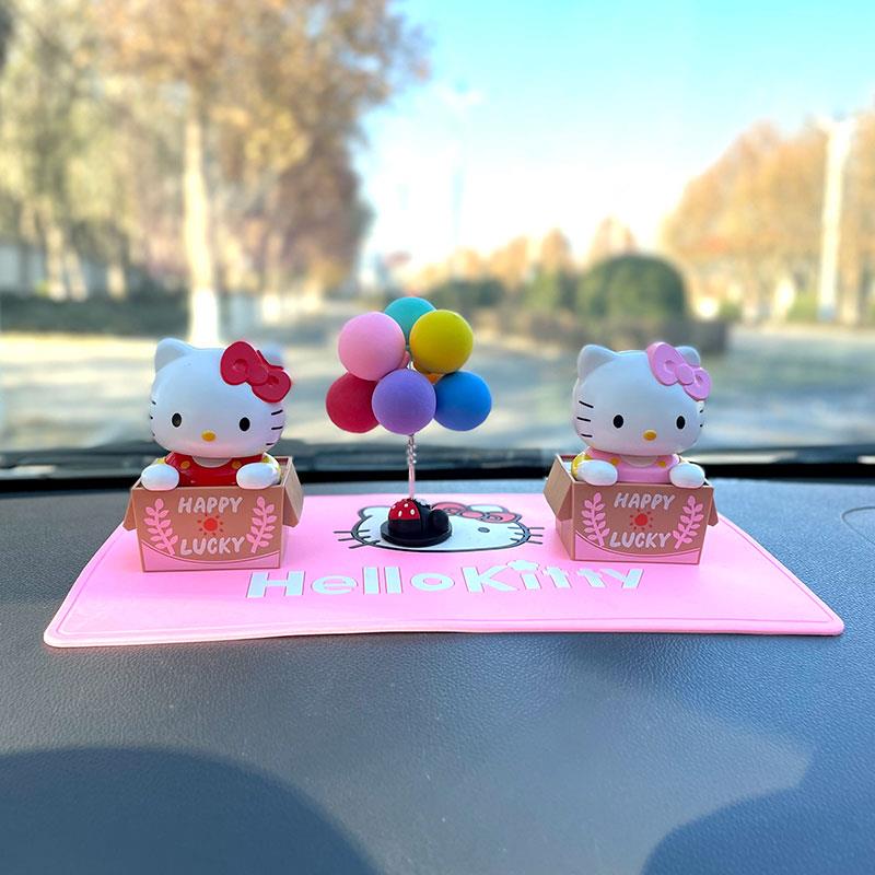 汽车太阳能摇头摆件HelloKitty摇摆公仔汽车女生kt猫装饰女生新车