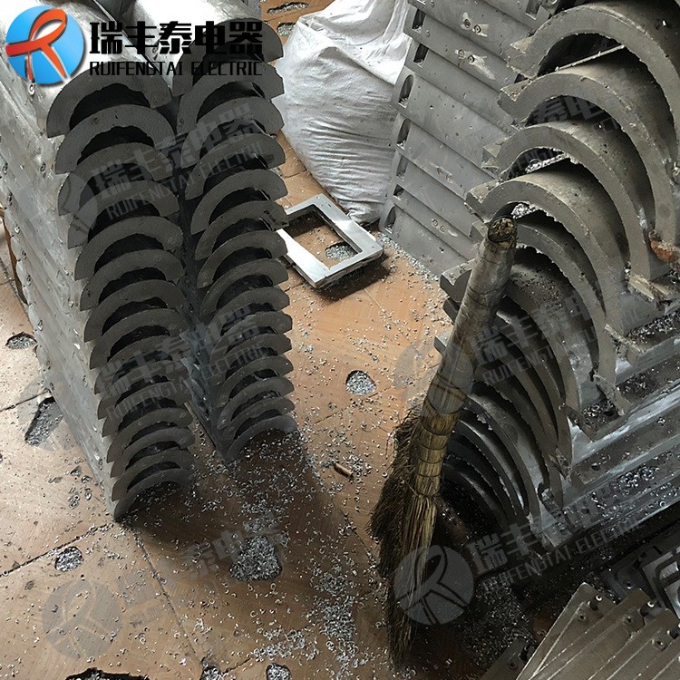 厂家供应 外风槽铸铝加热圈 带进出风口铸铝电加热器 铸铝发热盘