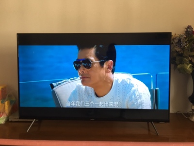 高人气款：三星UA55RU7520JXXZ与东芝55U5850C哪款好点？都有声控功能吗