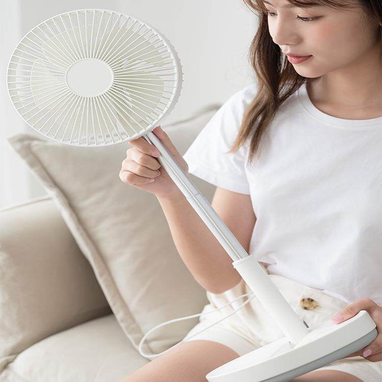 叁活长颈鹿折叠风扇家用户外便携桌面升缩摇头usb充电电风扇
