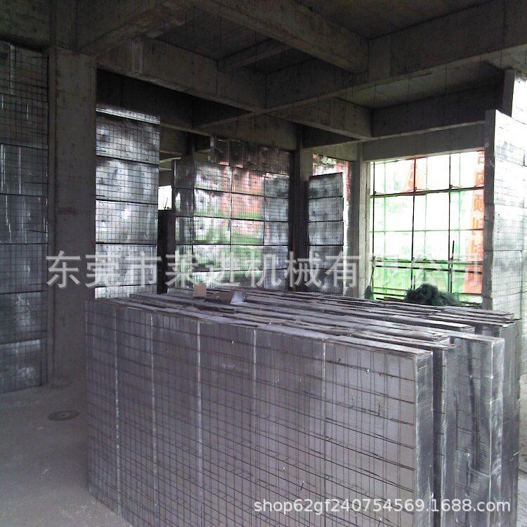 珍珠岩防水复合板钢丝网架夹芯板建材防火保温隔热材料